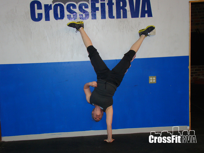 crossfit, fitness, gym, richmond, rva, girls, handstand, one-handed handstand